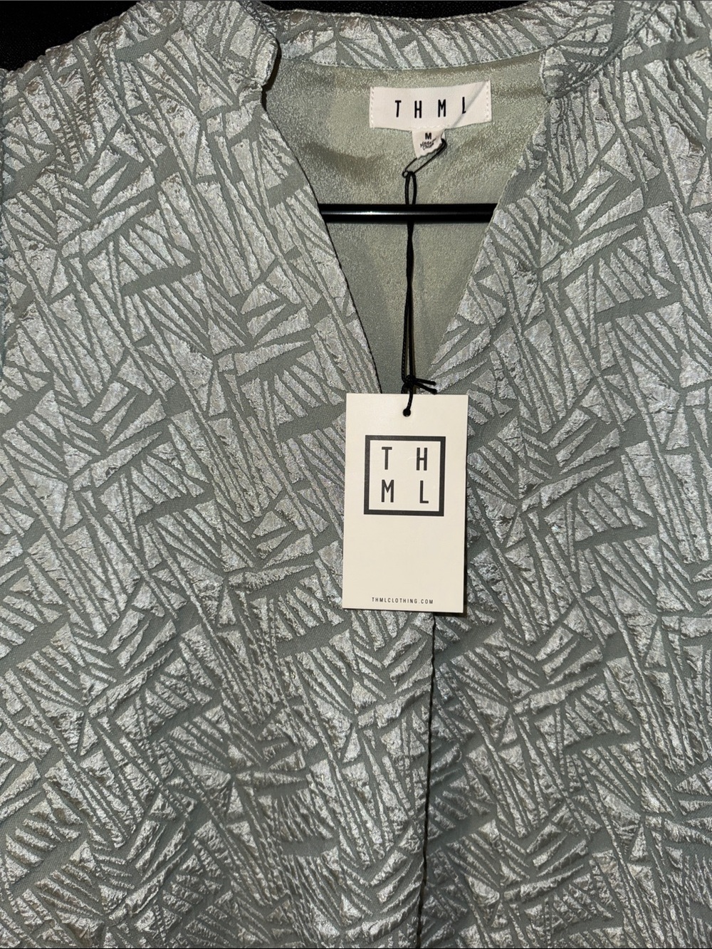 Short patterned dress - Picture 2 of 3